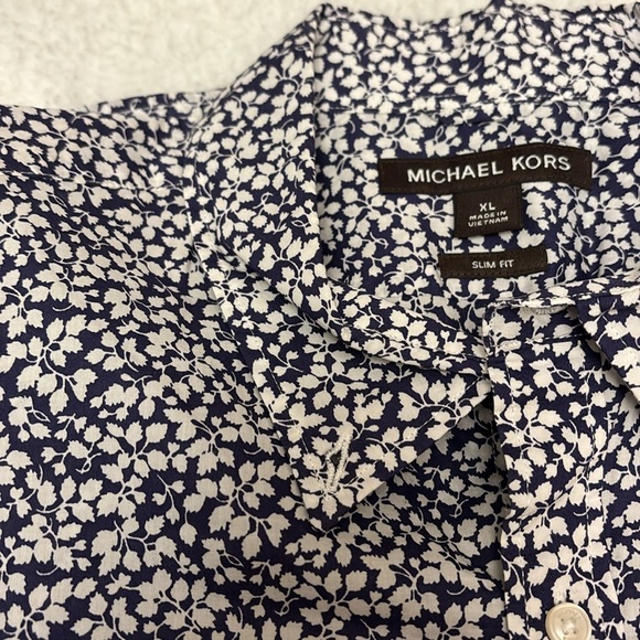 Michael Kors x Liberty Fabric Short Sleeve Button Down - Picture 2 of 3